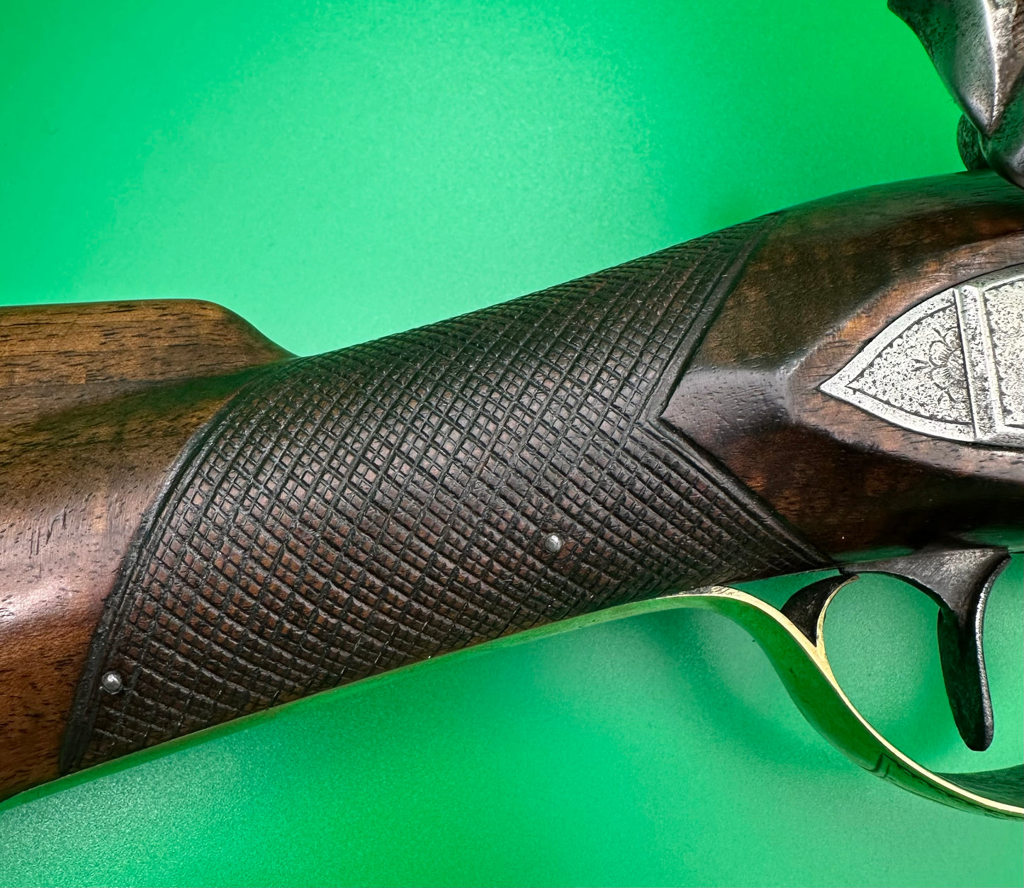 A Handsome Brass Barrelled Flintlock Blunderbuss With A Top Mounted Sprung Bayonet
