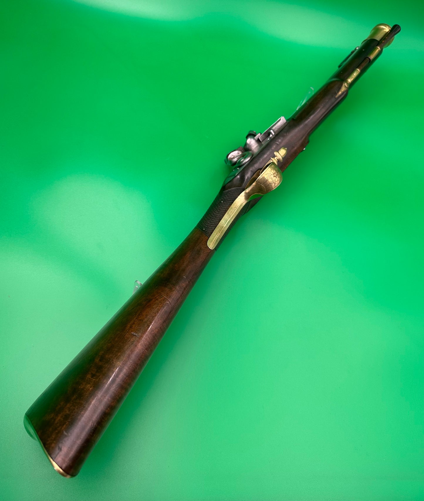 A Handsome Brass Barrelled Flintlock Blunderbuss With A Top Mounted Sprung Bayonet