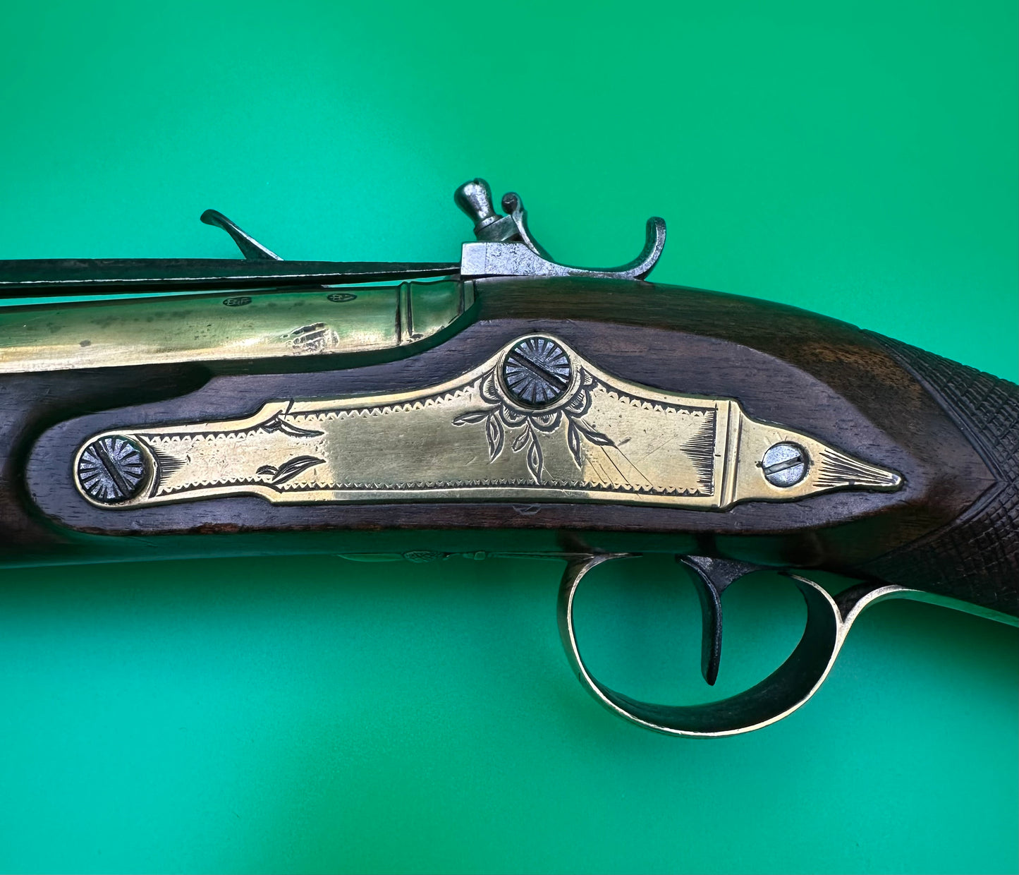 A Handsome Brass Barrelled Flintlock Blunderbuss With A Top Mounted Sprung Bayonet