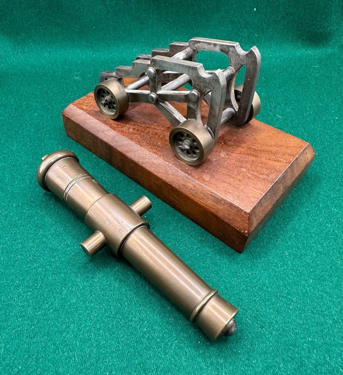 20th Century Brass Model Of A Victorian Artillery Piece