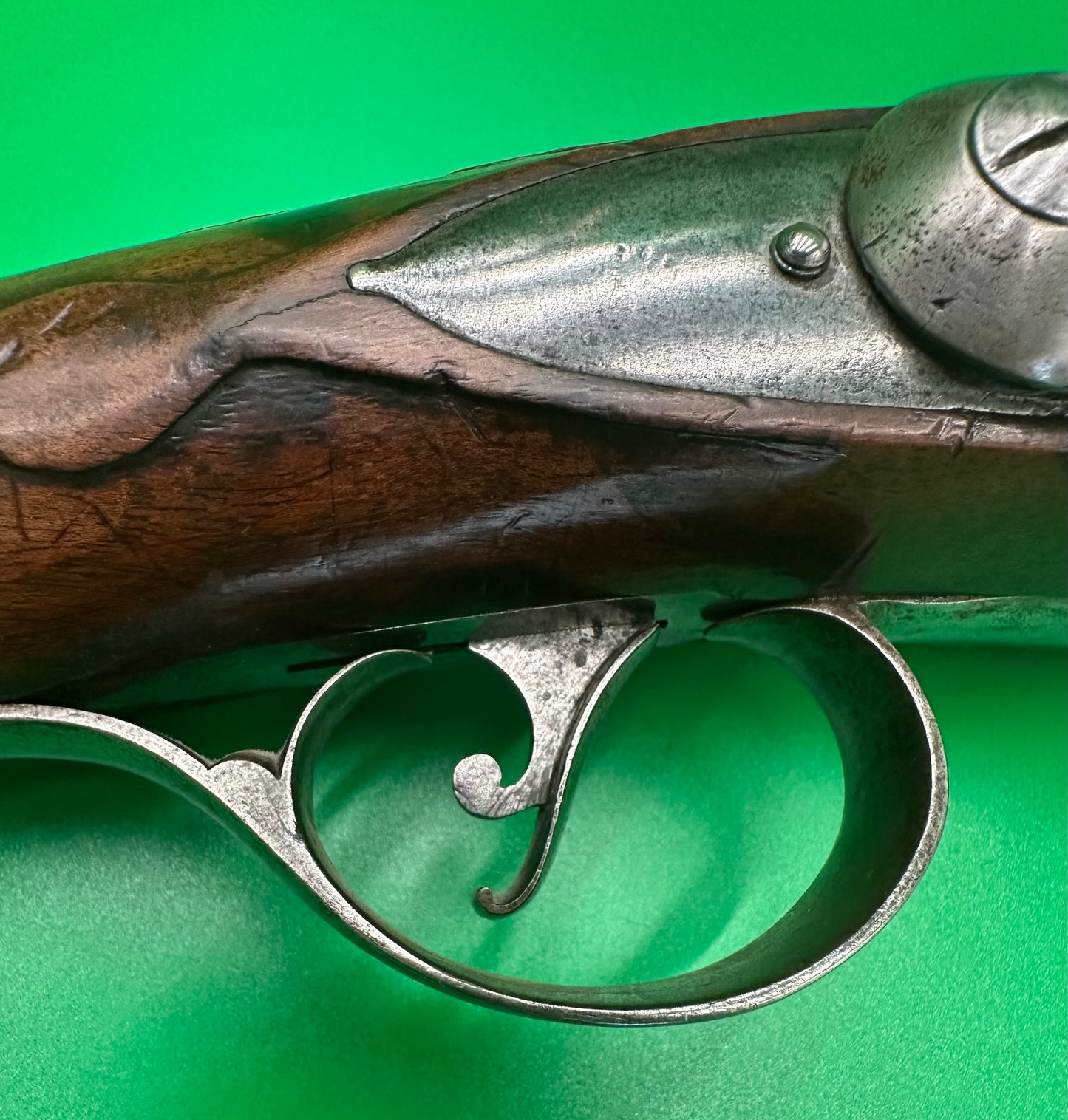 A Very Short Barrelled Steel And Walnut Flintlock Carbine Or Coach Gun