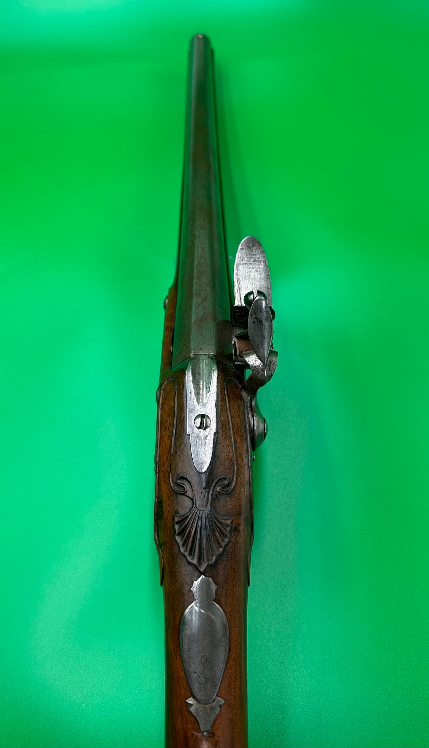 A Very Short Barrelled Steel And Walnut Flintlock Carbine Or Coach Gun