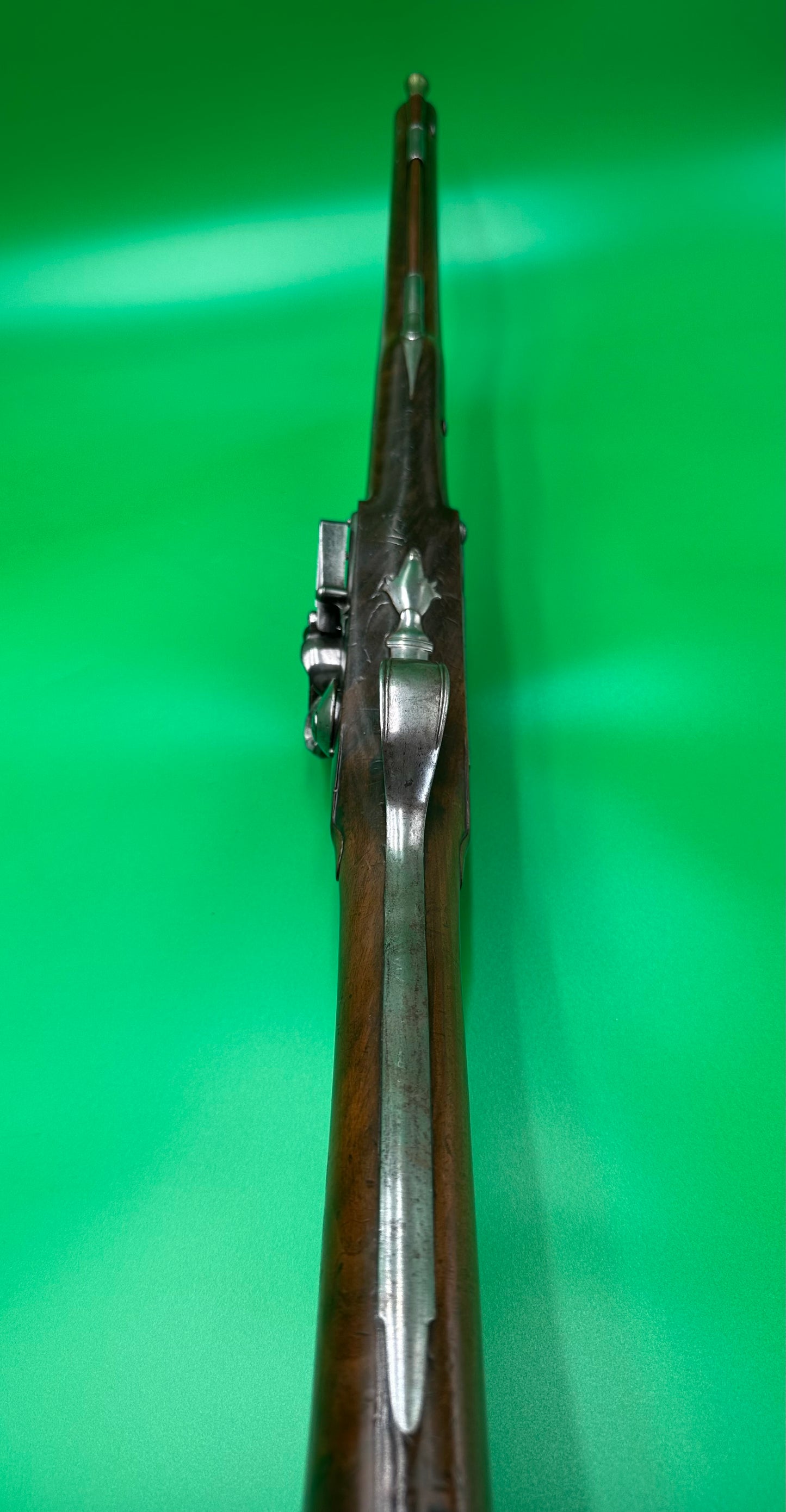 A Very Short Barrelled Steel And Walnut Flintlock Carbine Or Coach Gun