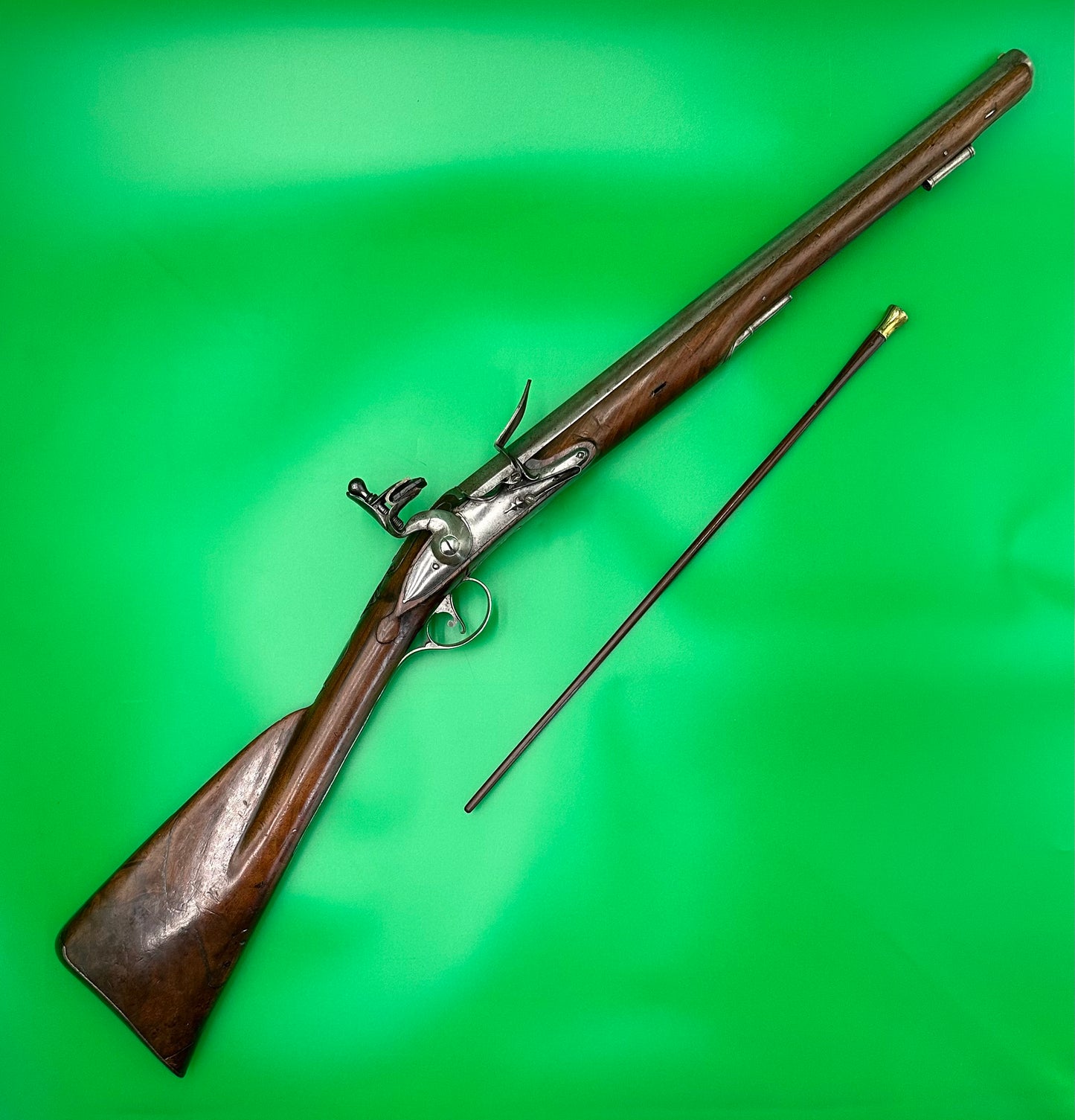 A Very Short Barrelled Steel And Walnut Flintlock Carbine Or Coach Gun