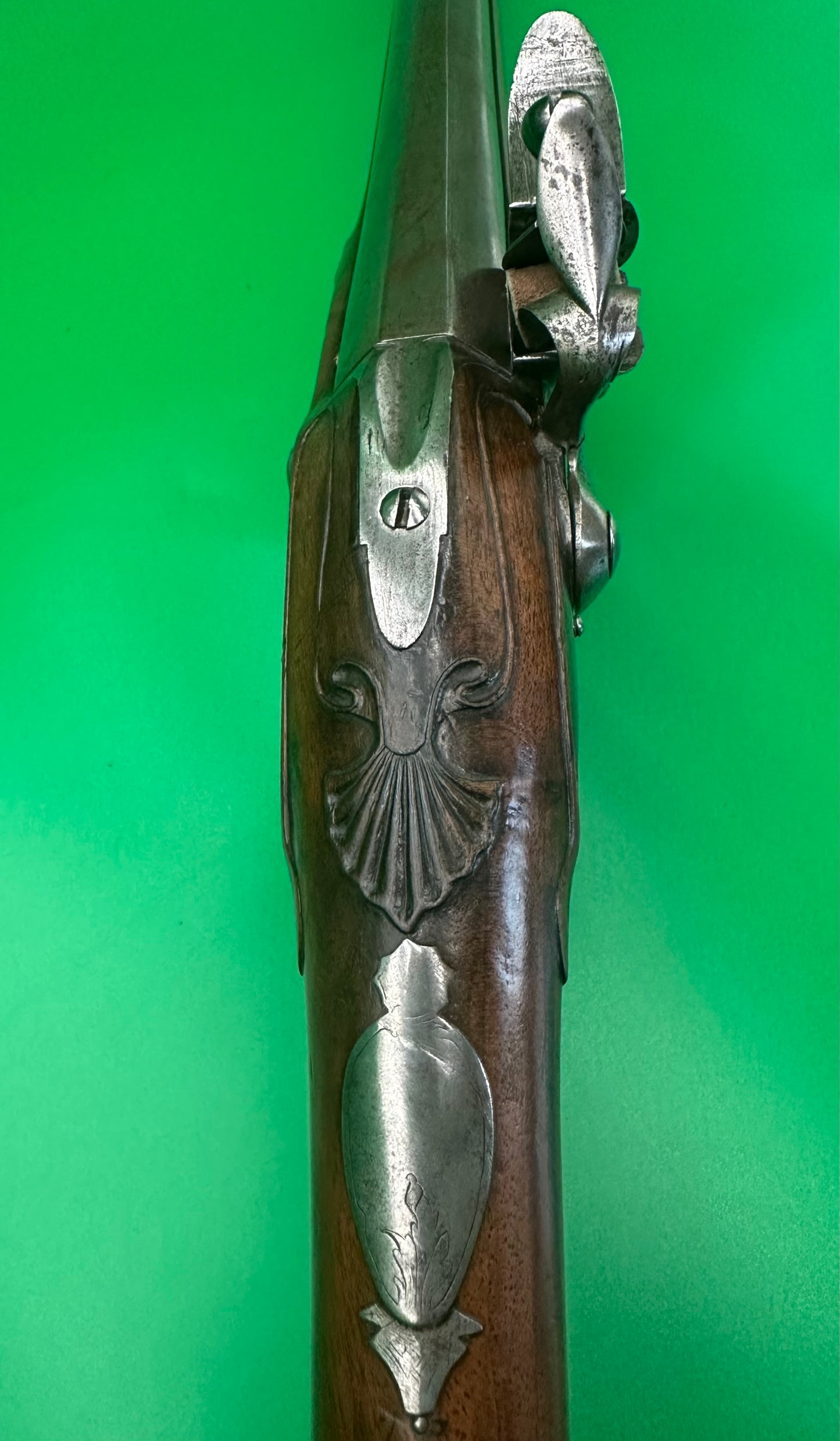A Very Short Barrelled Steel And Walnut Flintlock Carbine Or Coach Gun