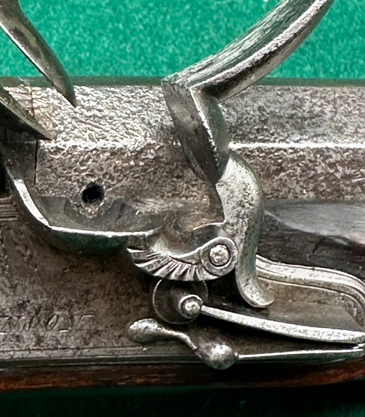 Cased Flintlock Travelling Or Greatcoat Pistol By Hanson Of Doncaster