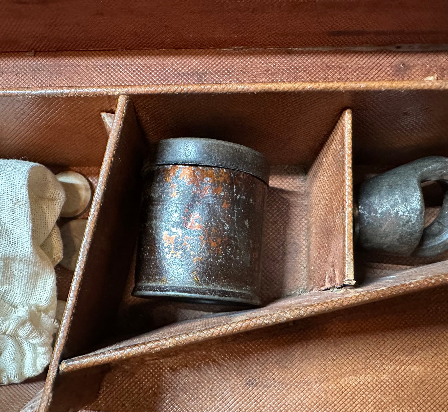 A Very Handsome Double Barrelled Percussion Cap Sporting Gun By David Nixon In Its Mahogany Case