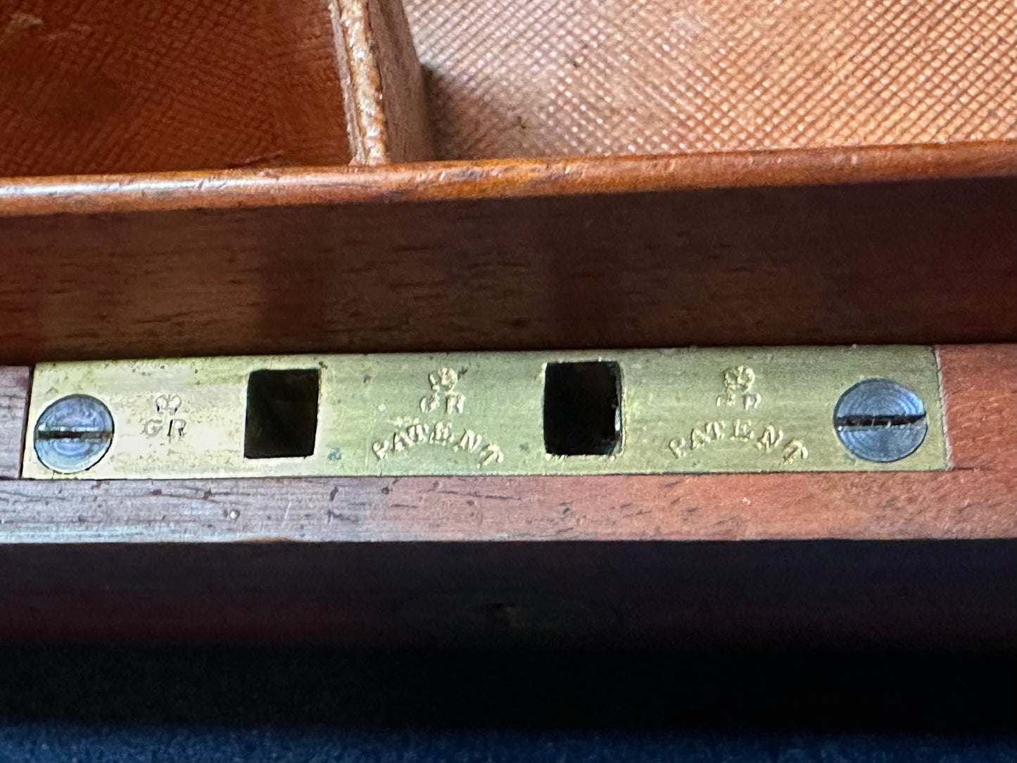 A Very Handsome Double Barrelled Percussion Cap Sporting Gun By David Nixon In Its Mahogany Case