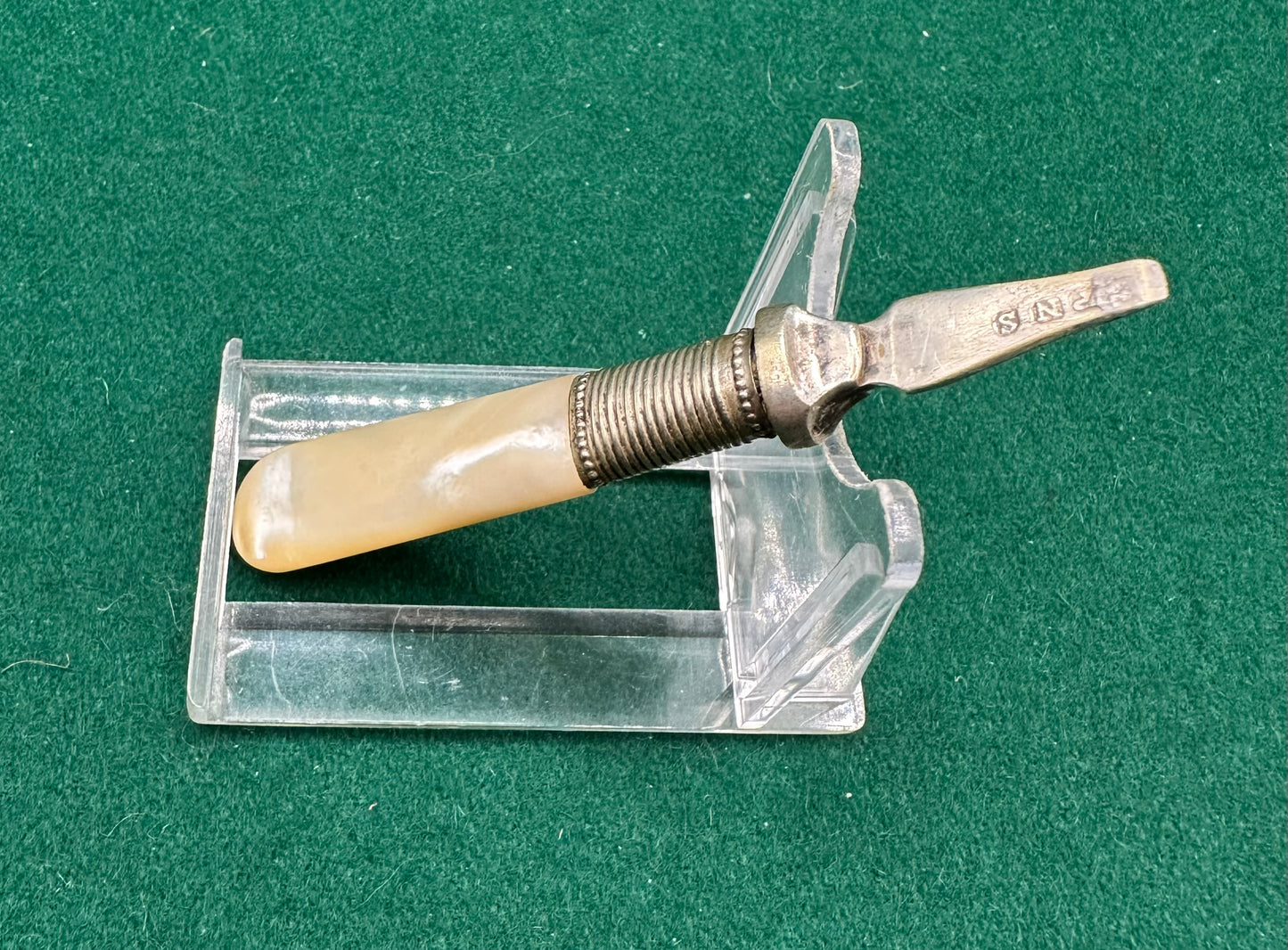 Attractive Little Percussion Cap Muff Pistol By Clark Of Cambridge In A Partitioned Jewellery Box