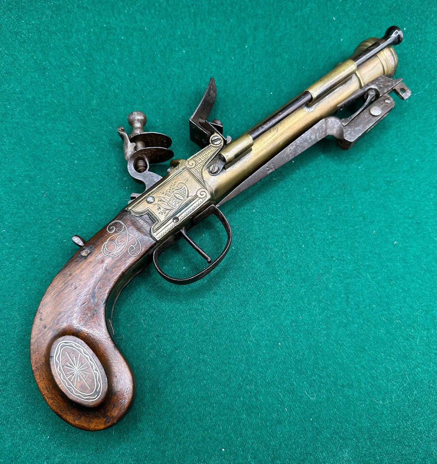 Very Handsome Cased Brass Flintlock Boxlock Blunderbuss Pistol In Its Case With Accessories