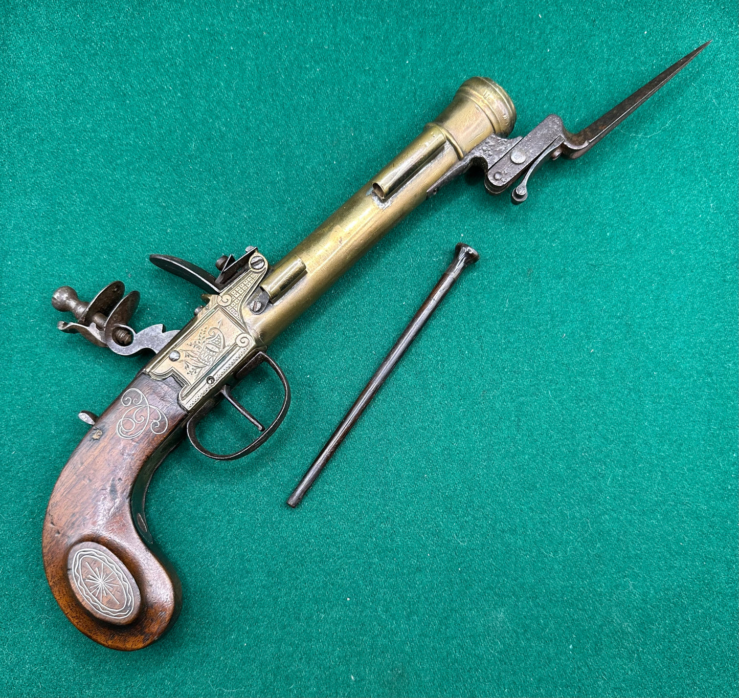 Very Handsome Cased Brass Flintlock Boxlock Blunderbuss Pistol In Its Case With Accessories