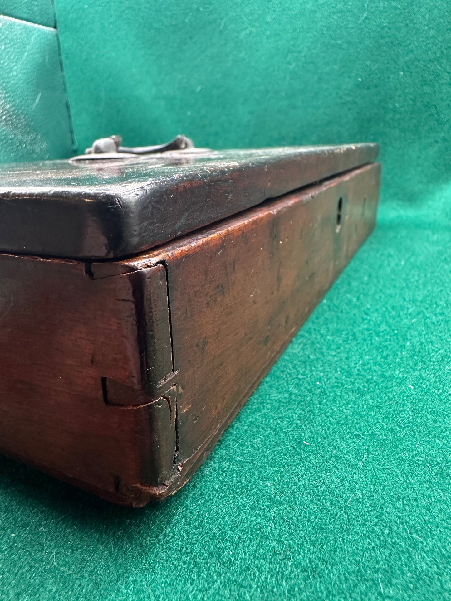 Very Handsome Cased Brass Flintlock Boxlock Blunderbuss Pistol In Its Case With Accessories
