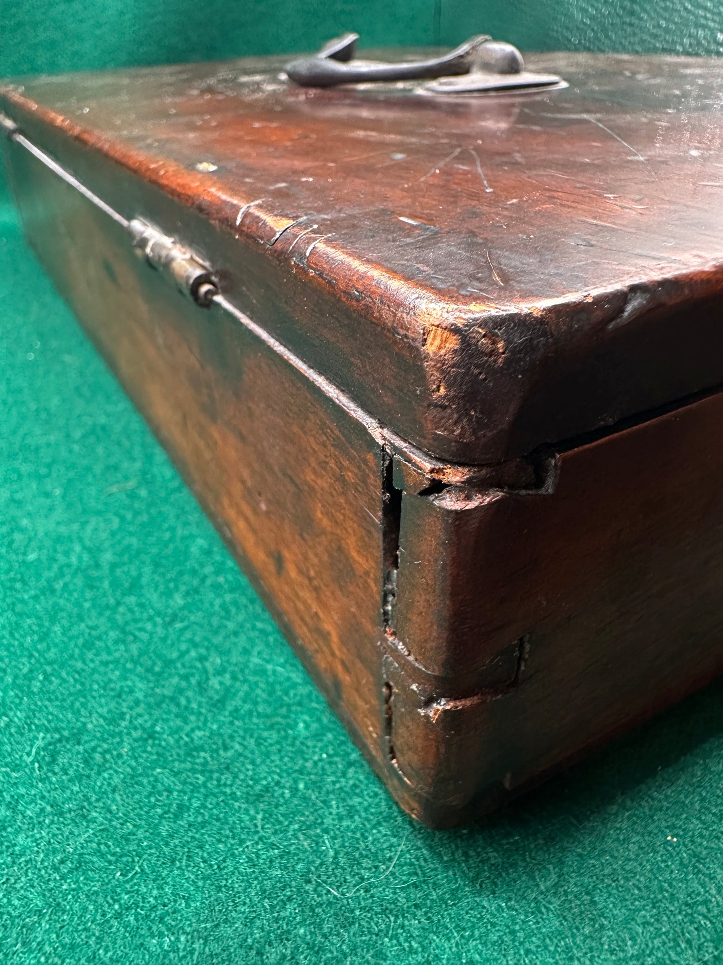 Very Handsome Cased Brass Flintlock Boxlock Blunderbuss Pistol In Its Case With Accessories