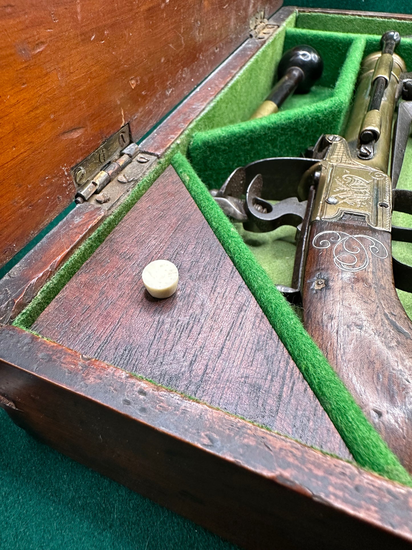 Very Handsome Cased Brass Flintlock Boxlock Blunderbuss Pistol In Its Case With Accessories