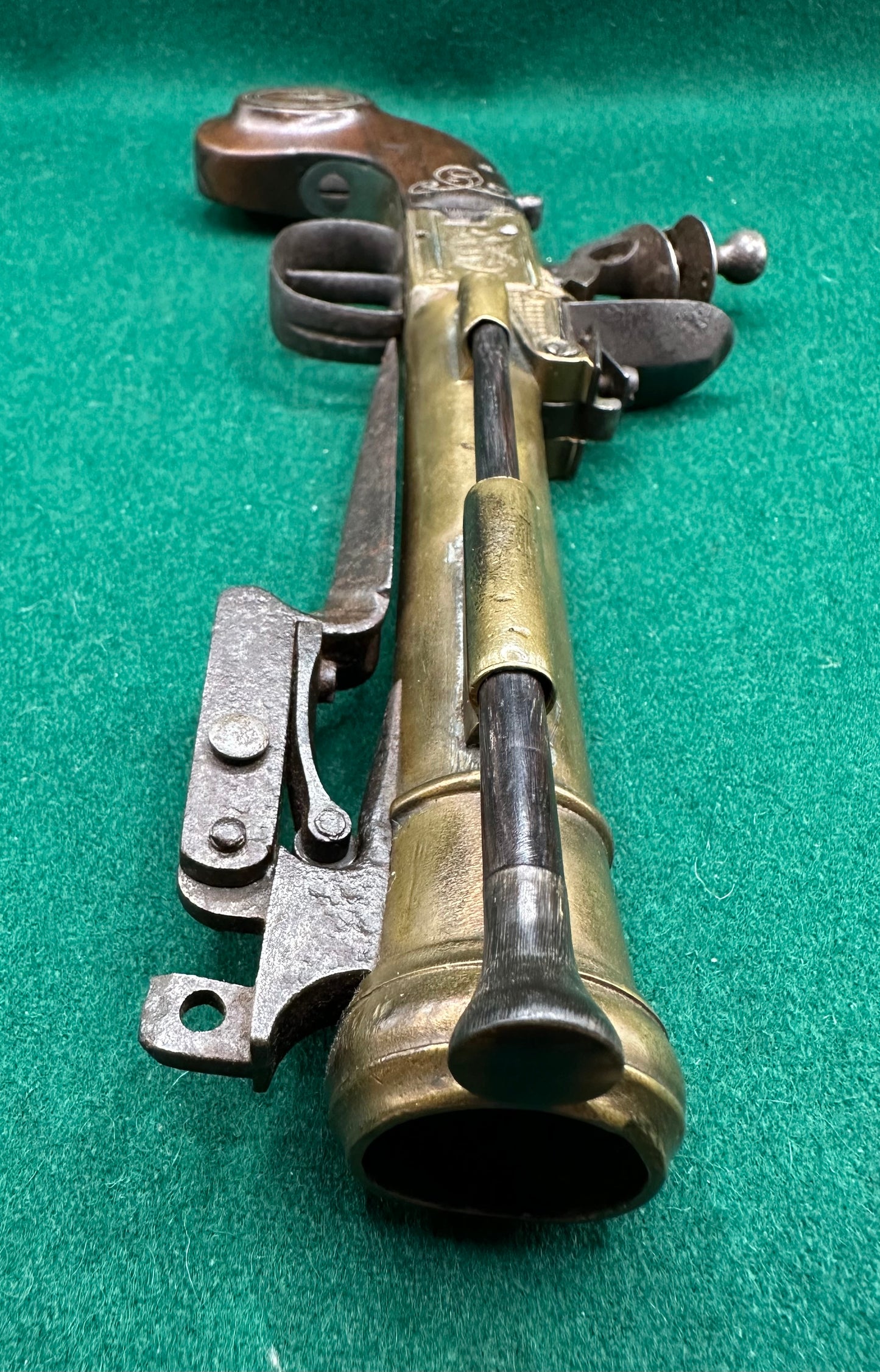 Very Handsome Cased Brass Flintlock Boxlock Blunderbuss Pistol In Its Case With Accessories
