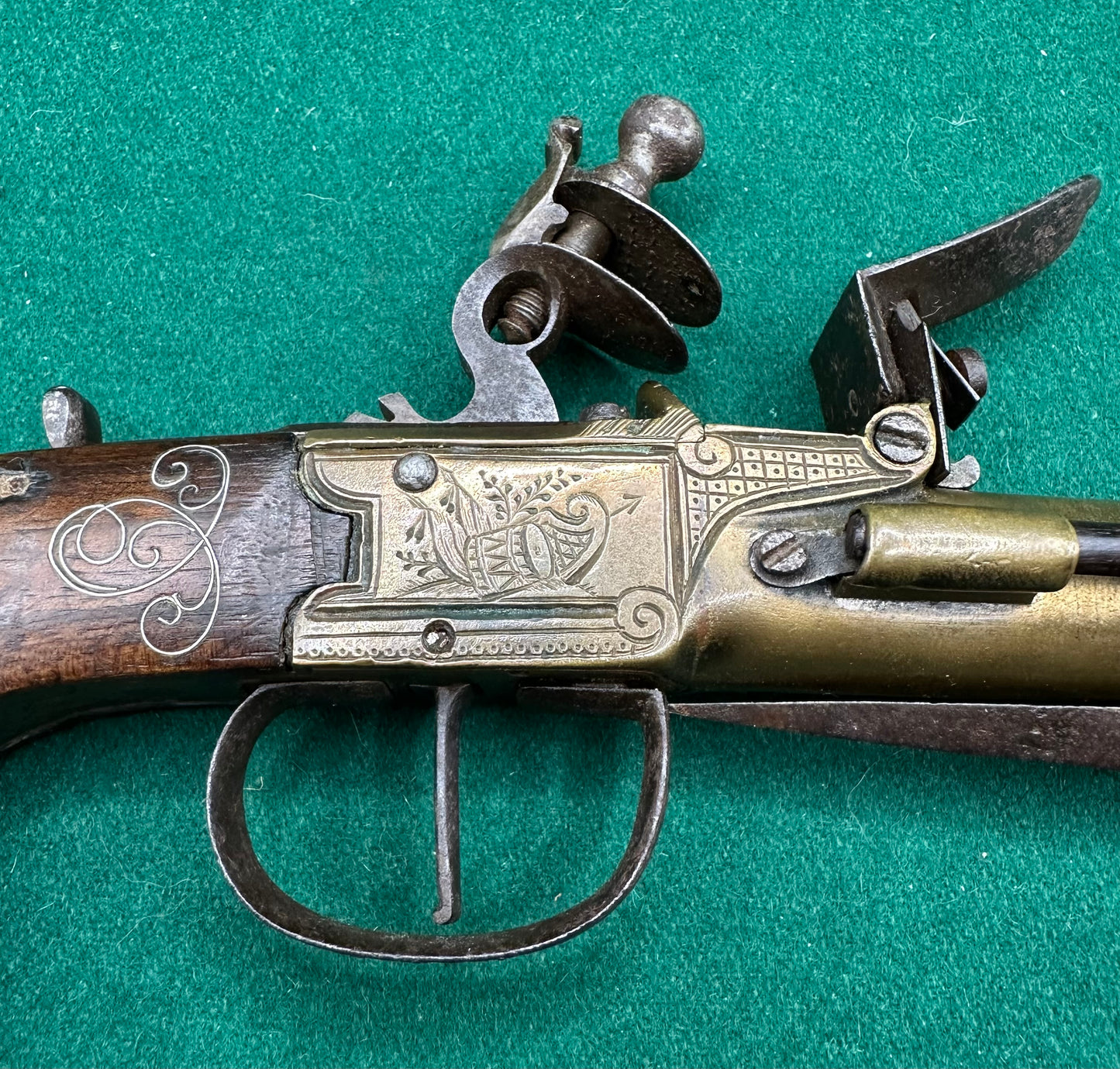 Very Handsome Cased Brass Flintlock Boxlock Blunderbuss Pistol In Its Case With Accessories
