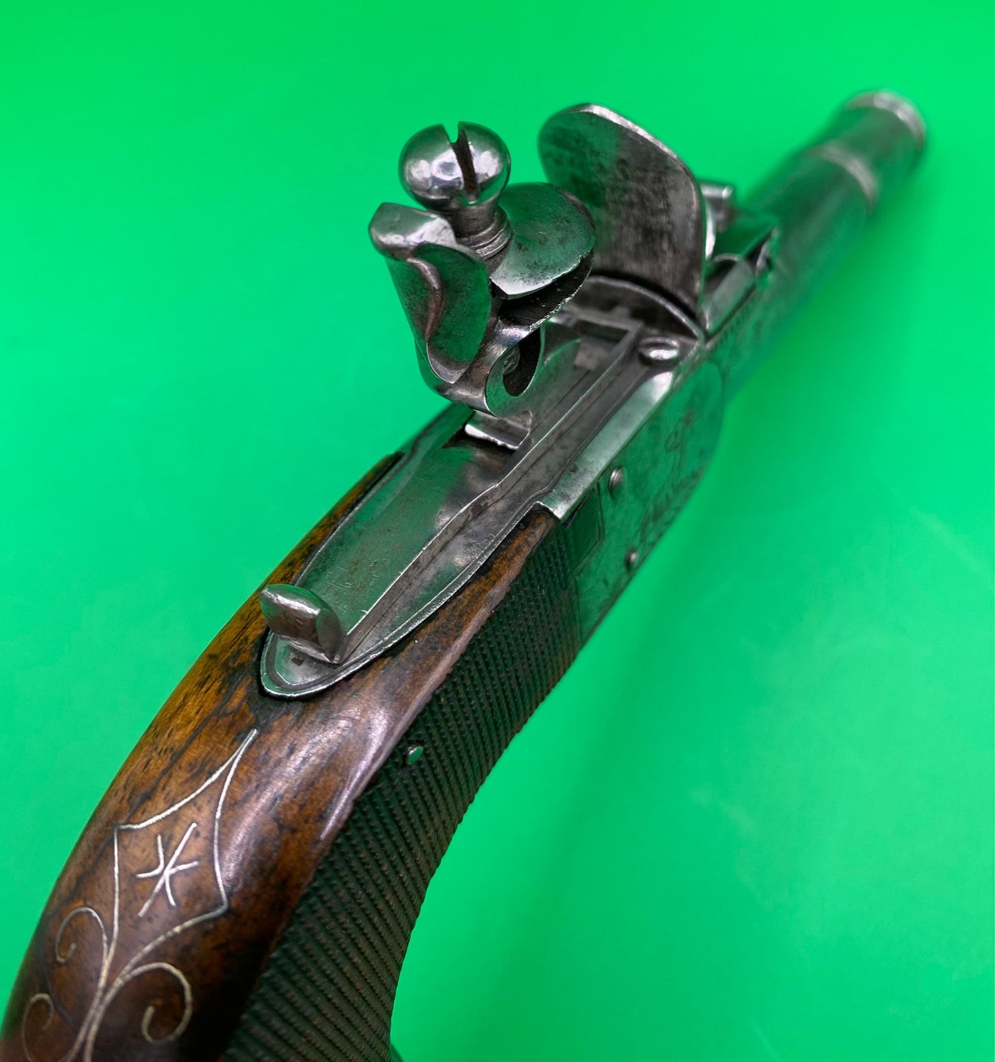 Pair of Belgian Cannon Barrel Flintlock Pocket Pistols in Fine Condition