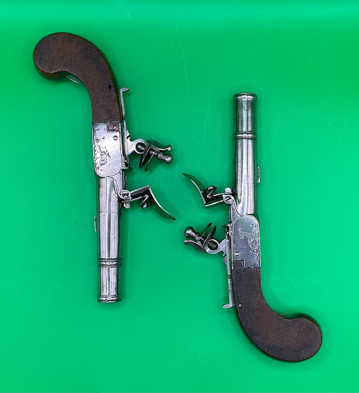 Pair of Belgian Cannon Barrel Flintlock Pocket Pistols in Fine Condition